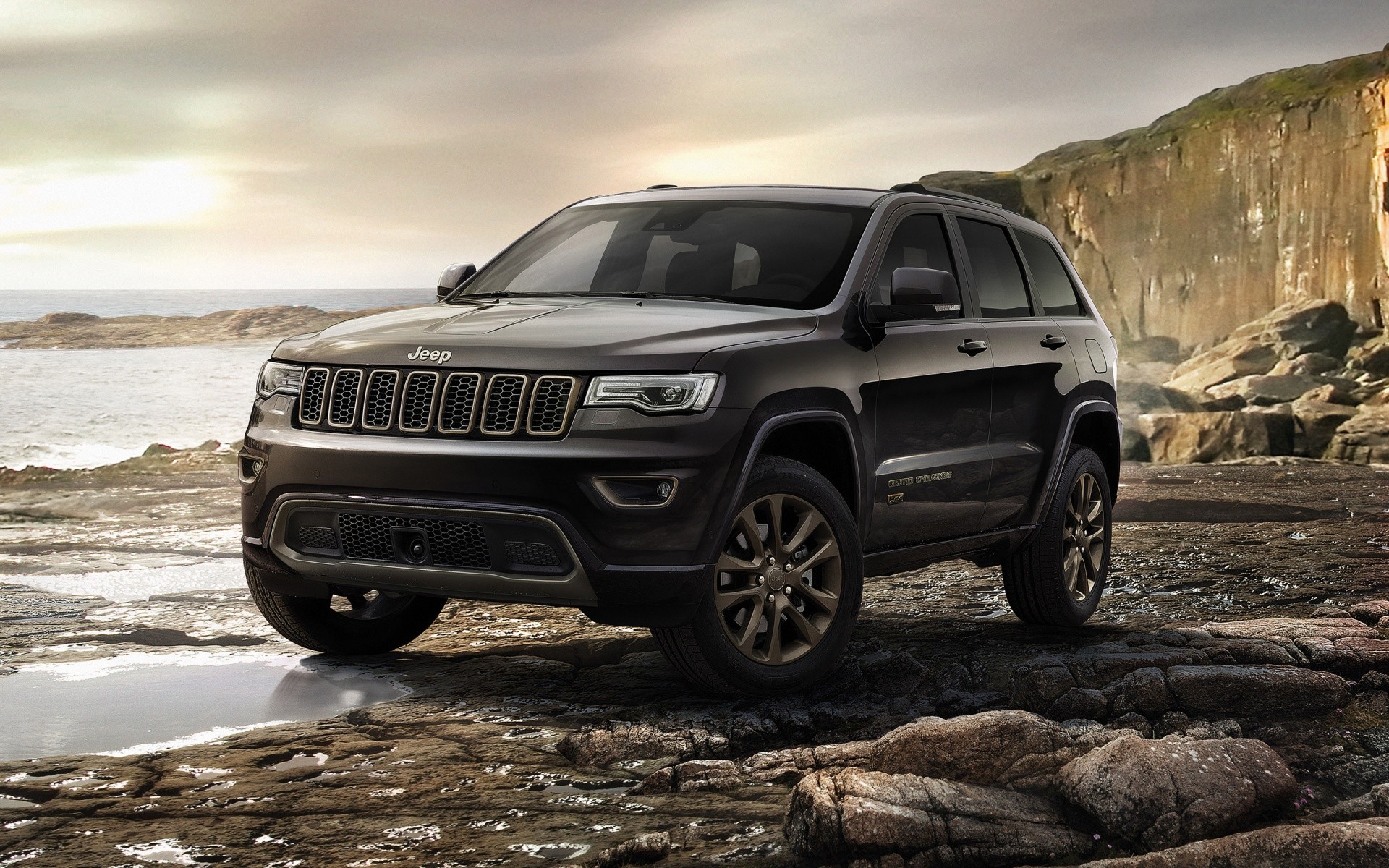 Location-Jeep-Cherokee-car-rentcasa